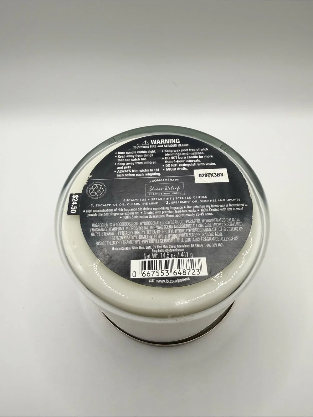 Bath & Body Works Aromatherapy Stress Relief Candle - Green & Gold - Picture 3 of 3